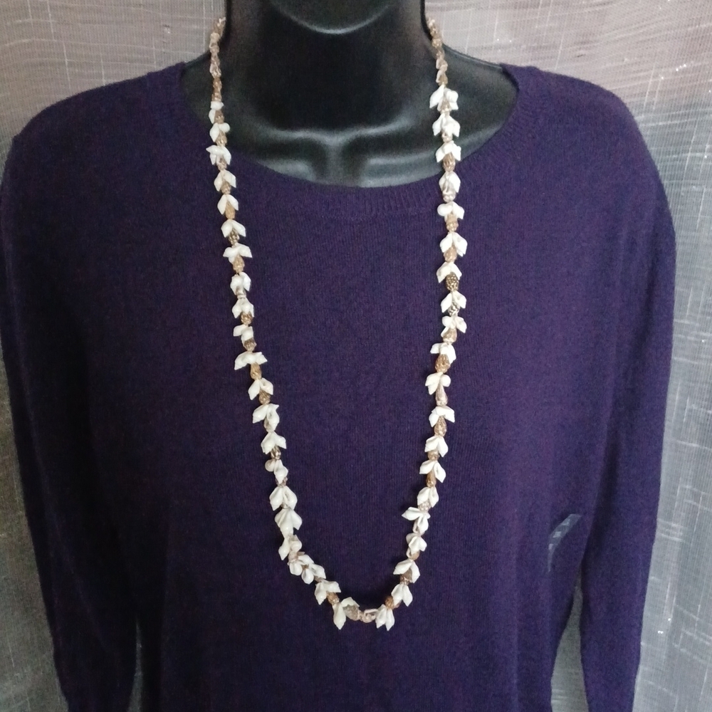 Shell necklace, 18" hanging length